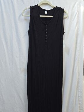 Old Navy Black Sleeveless Henley Maxi Dress